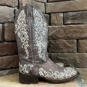 Corral Brown and Cream Embroidered Western Boots